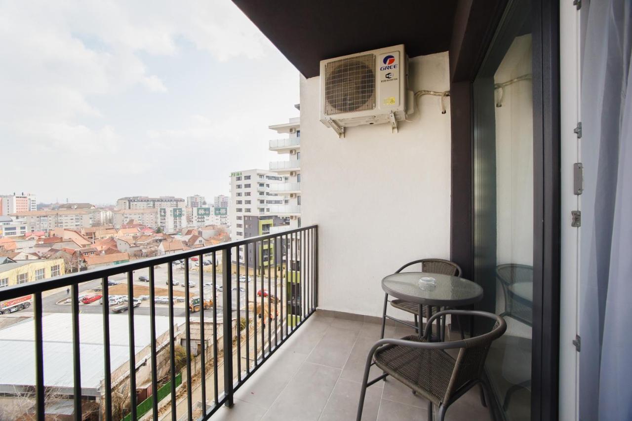 Trio Pink Apartment Oradea Ngoại thất bức ảnh