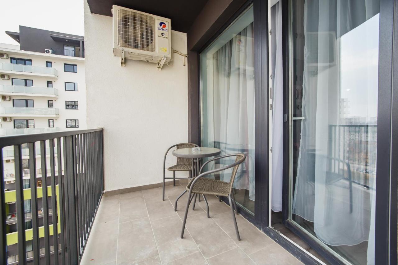 Trio Pink Apartment Oradea Ngoại thất bức ảnh